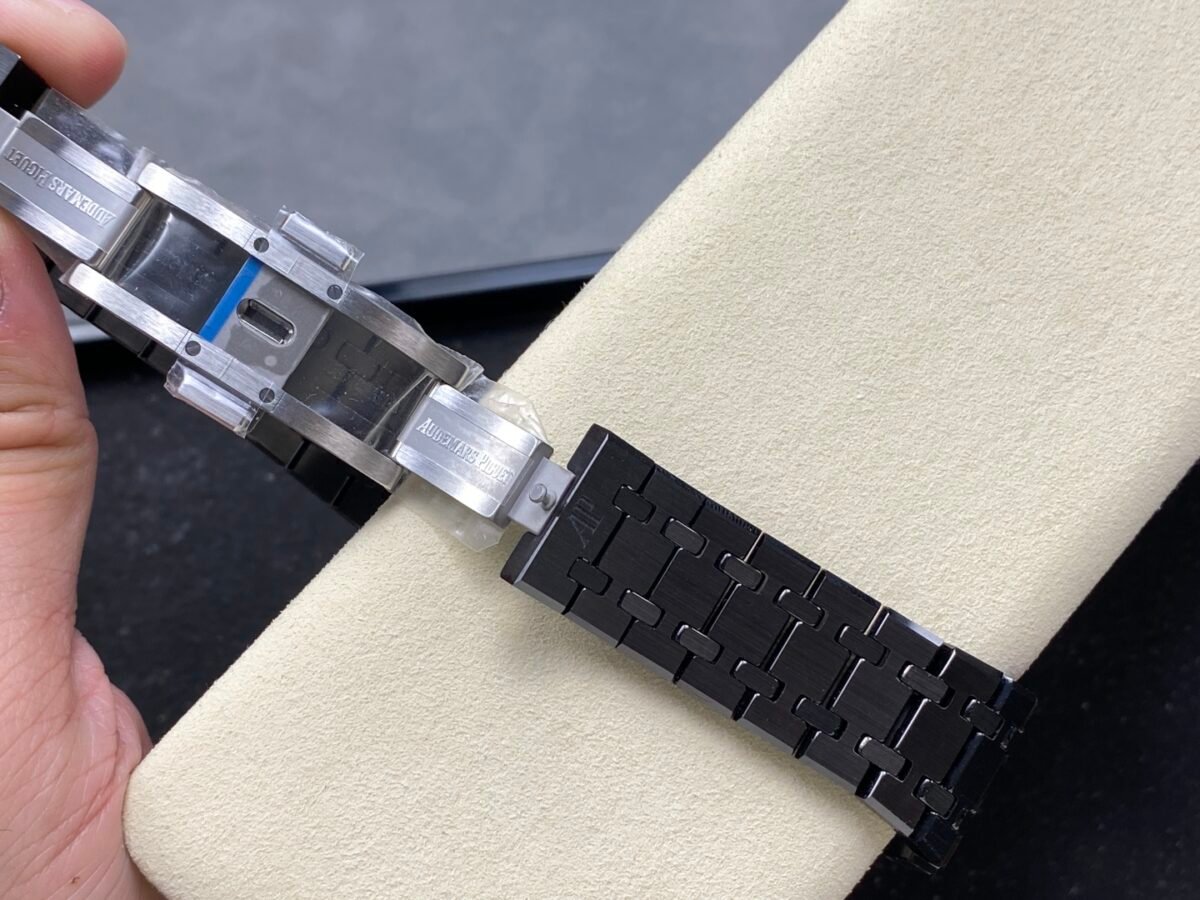 Audemars Piguet 26240 - Image 9