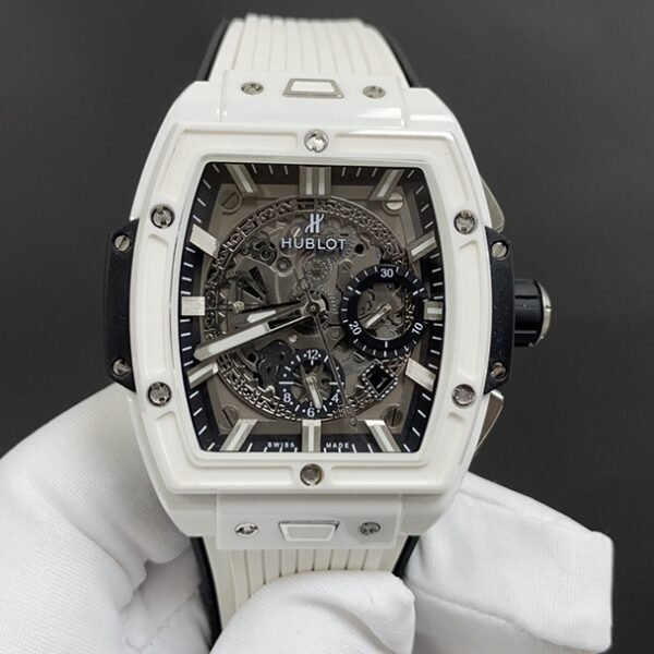 Hublot launches the new Spirit