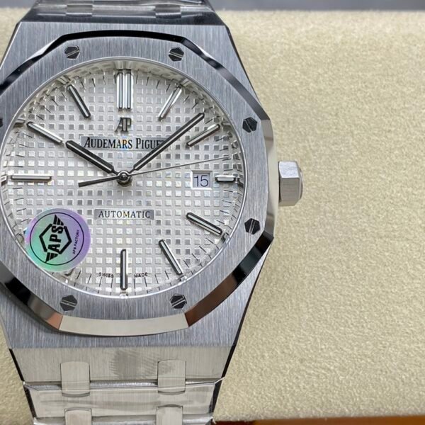Audemars Piguet 15400