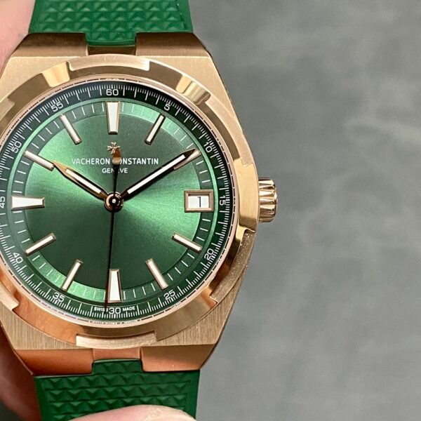 Vacheron Constantin Overseas 4520V